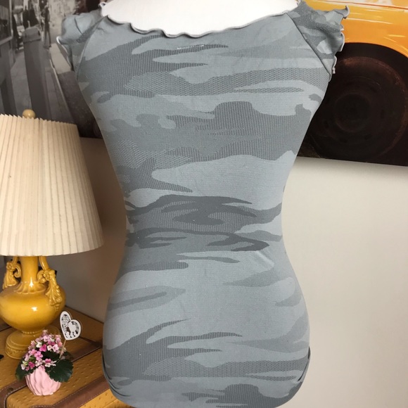 725 Original Camo tank - Picture 6 of 11